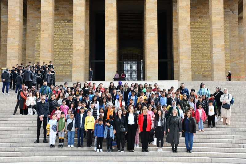 Anneden Anneye Destek Derneği Birinci yaşını Anıtkabir ziyaretiyle kutladı – Güncel Kadın